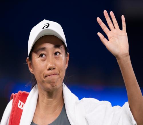 输掉跨越15岁年龄差对决金花全军覆没，高芙：我真的不想赢张帅