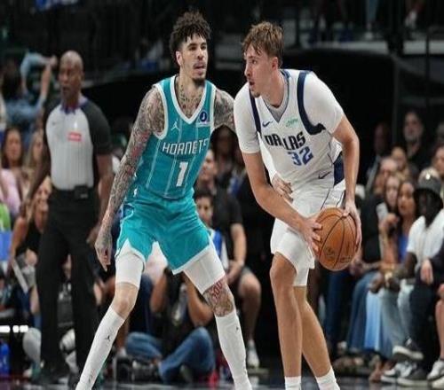 基德:弗拉格对比赛的阅读非常出色有一些失误是正常的