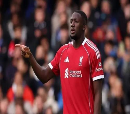 TA跟队：利物浦相信科纳特只是小伤，希望他能赶上双红会