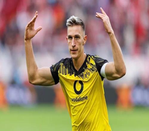 英媒：利物浦已就引进多特后卫施洛特贝克展开初步接触