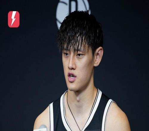 小波特：曾凡博展现出很大潜力，他的未来会一片光明