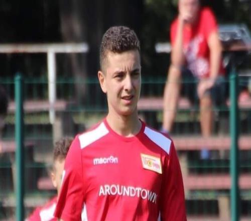 记者:巴萨明夏将会寻中锋,其对霍芬海姆的阿斯拉尼感兴趣