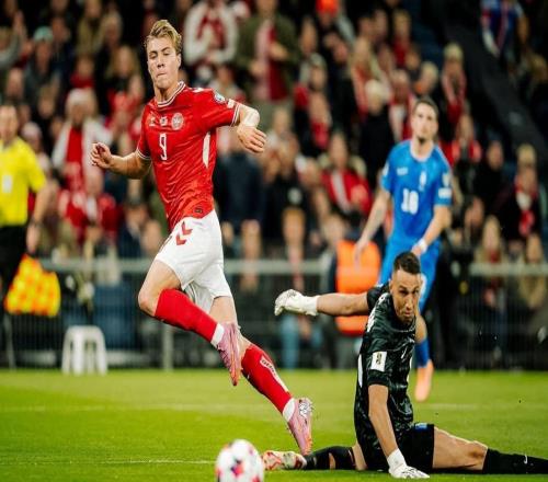 连续4场破门,霍伊伦:进球就像番茄酱,一打开就源源不断