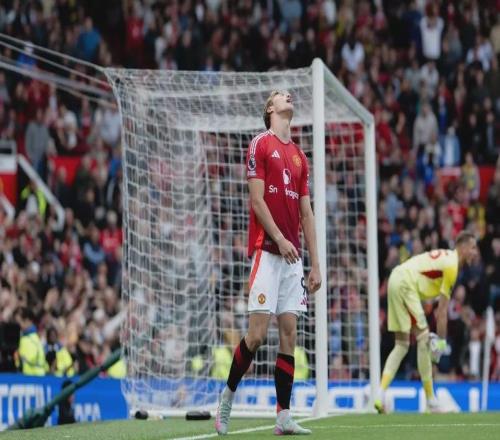 前教练谈霍伊伦:他没准备好成为曼联主力,离开那里是对的