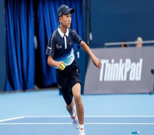 网球人新日常：装备要好，孩子要练，自己要上