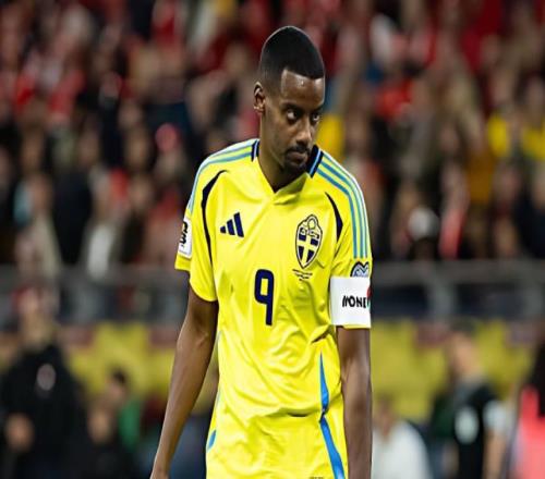 遭科索沃队双杀,伊萨克:我们踢得太差了,各方面都不行