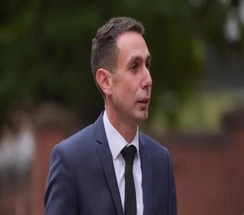 英媒：前英超裁判库特承认制作儿童不雅照片，最高可判10年