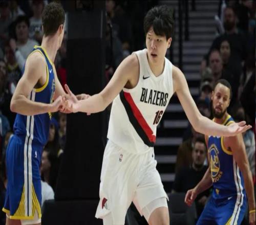 3场季前赛战罢，杨瀚森得分高于同期姚明阿联，篮板比姚明还多1个