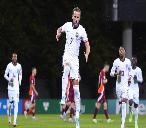 凯恩13次在英格兰队单场至少打进两球，创队史新高