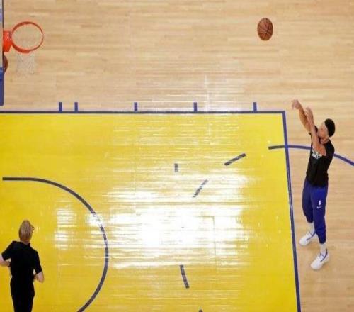 单节7罚!新规助库里史诗级加强37岁有望再冲MVP