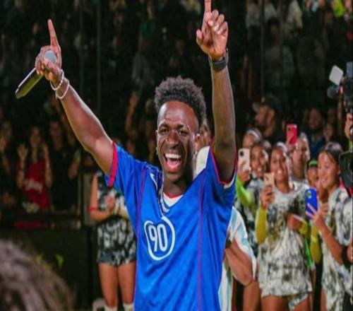 在全球俱乐部都设立工资帽，勒沃库森高层提出的要求能否实现