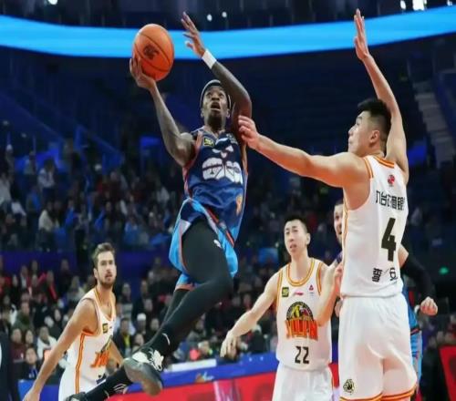 CBA唯一未确定外援的球队！刚选的新秀也不要了，恐第一个被降级