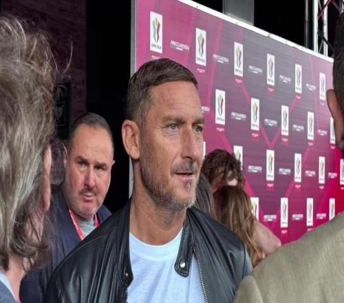 托蒂：曾先后拒绝了米兰和皇马的邀请，我的选择从来都是罗马