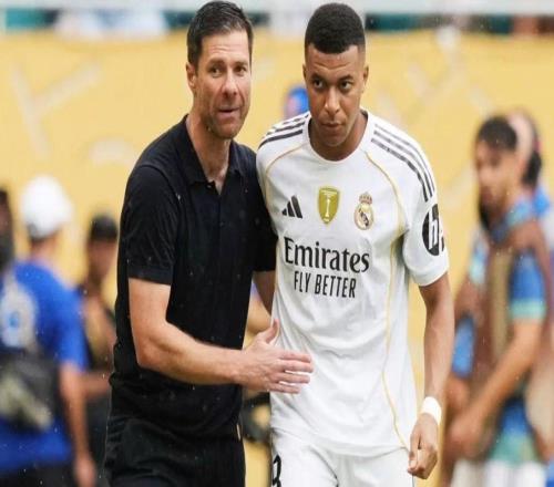 每体：姆巴佩脚踝伤势已经恢复，今天将参加皇马合练