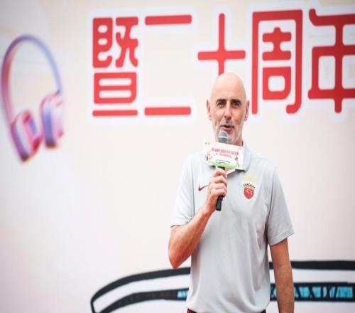 惨胜后继续领跑中超积分榜,上海海港想用中超冠军奖杯送别功勋主帅穆斯卡特