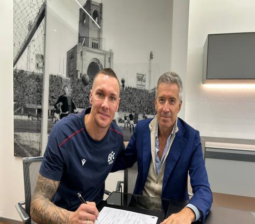 官方：博洛尼亚与34岁门将斯科鲁普斯基续约至2027年