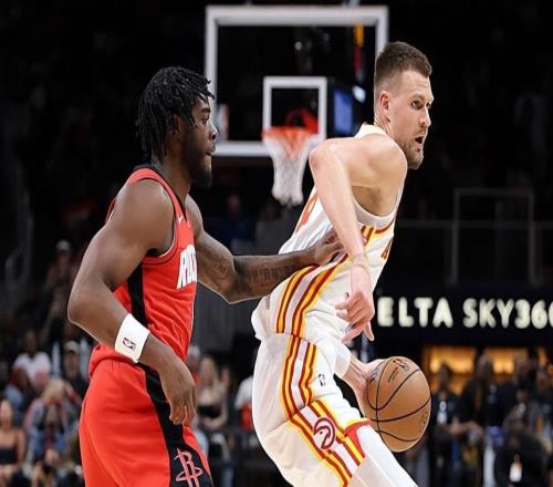 攻弱守强也就算了，关键是火箭锋线新秀真是一点进攻能力都没有