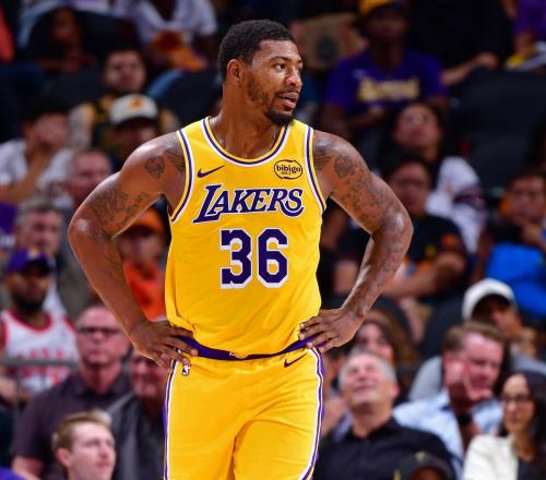 斯玛特：过去两年我只打了60场比赛，能来湖人是历史性时刻