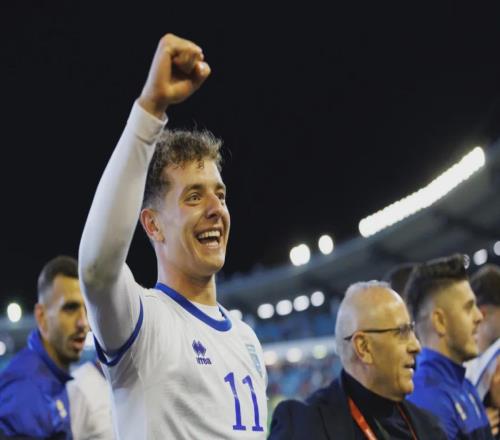 德天空：巴萨有意德甲新神锋！挖掘机！拜仁盯上多特后卫！