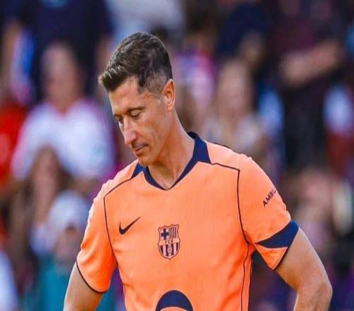 德天空：巴萨目前不太可能与莱万续约，但最终决定尚未做出