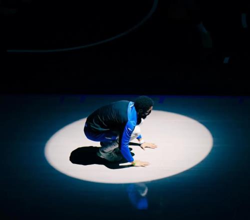 失业!有钱任性,黄蜂签3个月就裁掉,他才32岁啊,来CBA吧