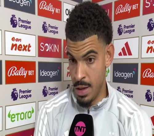 吉布斯怀特：澳波一直很努力地想解决问题、把事情做好