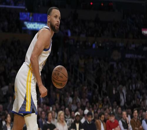 ESPN预测揭幕战：湖人赢球概率52.7%，勇士47.3%