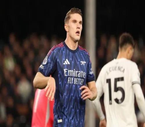 希勒：哲凯赖什有他自己的优势，但他必须提升进球效率