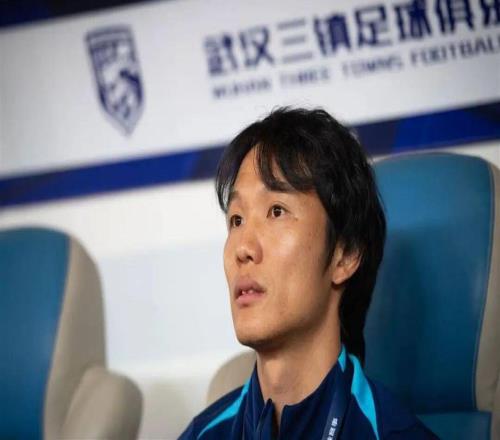 磕磕绊绊中获得宝贵客场积分，三镇保级路已现曙光