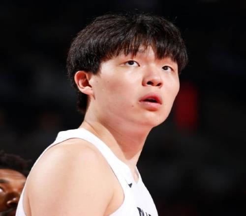 杨瀚森对中国男篮最大好处:会吸引NBA球队重新关注中国球员