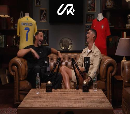 费迪南德：C罗说我是记者，并表示不能在有我的群聊里说太多