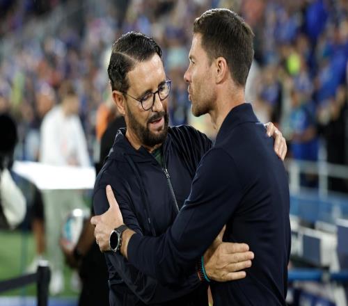 阿隆索与赫塔费替补席发生争执，双方沟通后没有进一步冲突