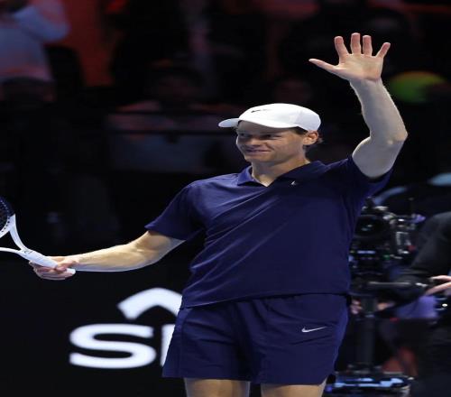 阿卡称不想碰最好状态辛纳，意大利人得到纳达尔待遇获赠纯金球拍