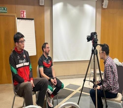 余嘉豪西乙教练：余嘉豪有潜力打西甲非常欣赏他来西班牙的决定