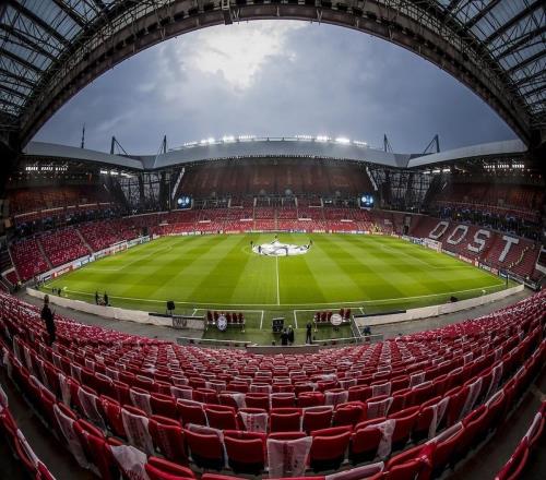 180名那不勒斯球迷在埃因霍温被捕,本场欧冠被列为高风险比赛