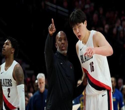 杨瀚森：略通英文，成功斩获美国驾照