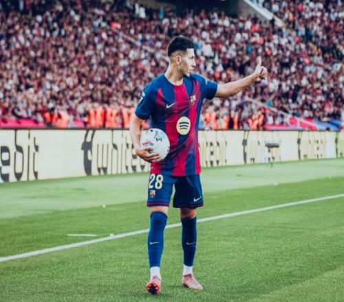 巴萨秘密武器:19岁前锋有望首发!2年前欧冠绝杀曼联成名