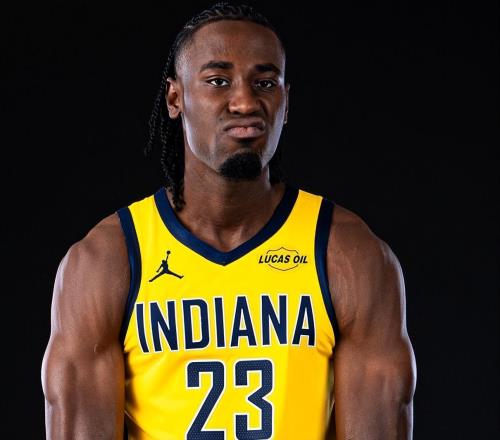 19+23+30!历史第1!这就是东部冠军给他4040万美金大合同的原因