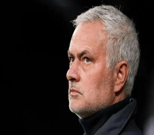 03被纽卡爆锤！穆帅欧冠5连败+36队倒数第2批球员：挥霍4次机会