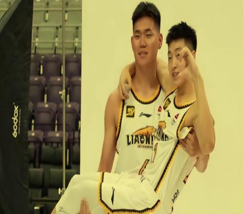 黄秋实张峻豪西班牙首秀确定！三连客挑战不小，希望都能带来惊喜