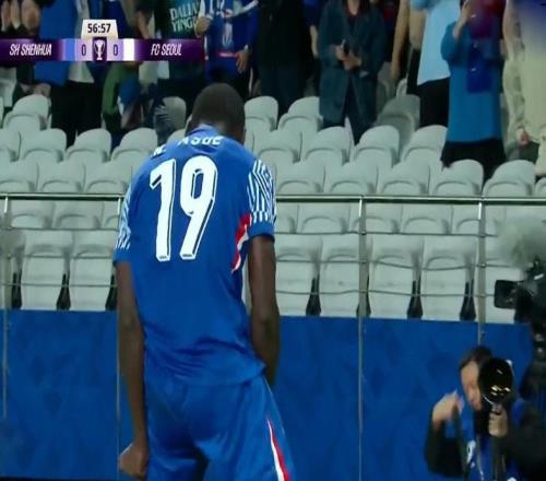 申花捍卫中超尊严!阿苏埃+路易斯破门刘诚宇太拼了!薛庆浩神了