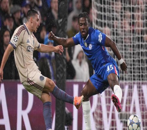 欧冠神剧情：3粒点球，英超豪门狂轰5球，豪取4连胜