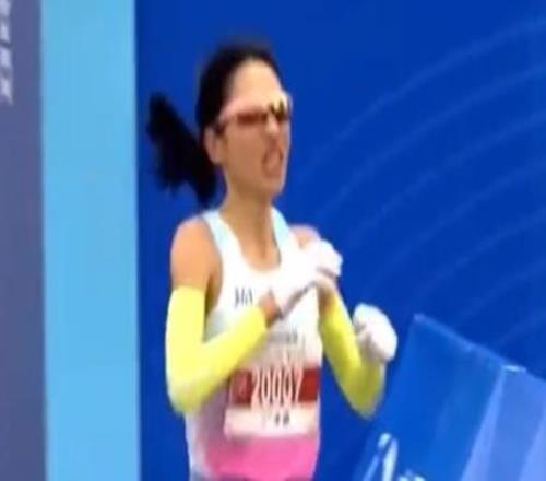 有点喜欢这个女护士了！