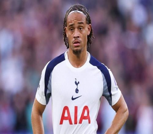 每体：新赛季联赛仅有1助攻，西蒙斯适应英超仍需时间