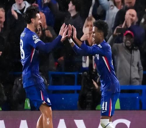 英超第9轮赛程：蓝军PK升班马，红魔冲击3连胜，红军PK小蜜蜂