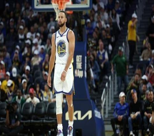 库里生涯72次轰下40+!追平KD并列历史第九位