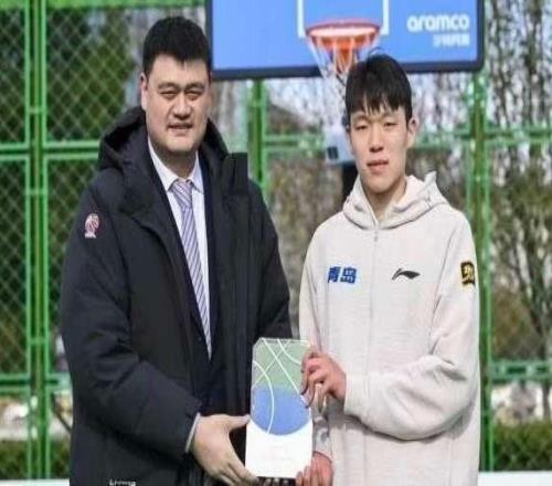 姚明：20年前和20年后都不一样，杨瀚森有自己的路要去走