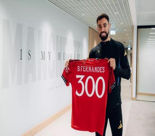 B费：曾向C罗寻求意见但最终还是留下，我还有未竟的梦想