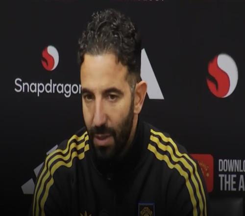 阿莫林：我认为球员们更自信了，单线作战是我们的巨大优势