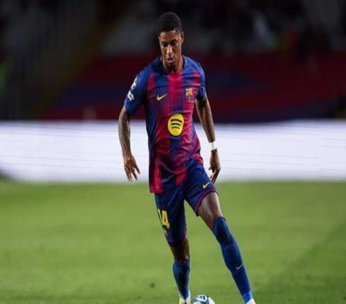 记者：巴萨计划明夏买断拉什福德